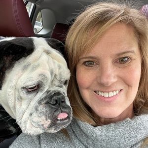 Meet your Posher, Lori